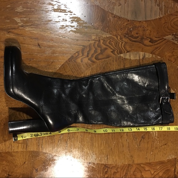 NINE WEST boots - Picture 3 of 5